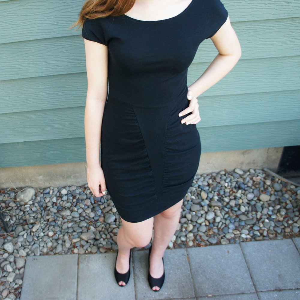 VANS Skate Surf Little Black Jersey Mini Dress Open Back Ruched V-Front Medium